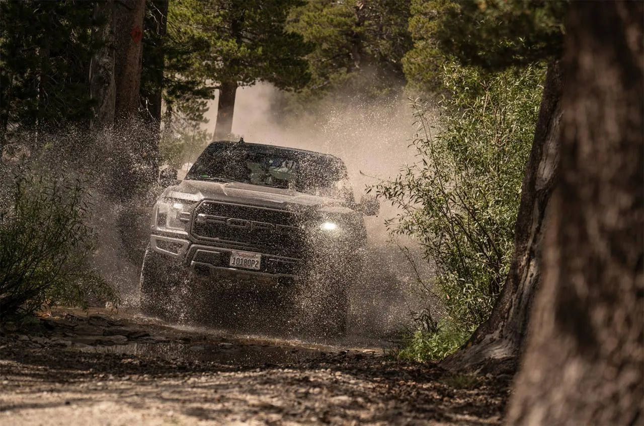 '19-20 Ford Raptor Fox Factory Race Series 3.0 Live Valve Internal Bypass Coilovers & PB Rear Shock Package