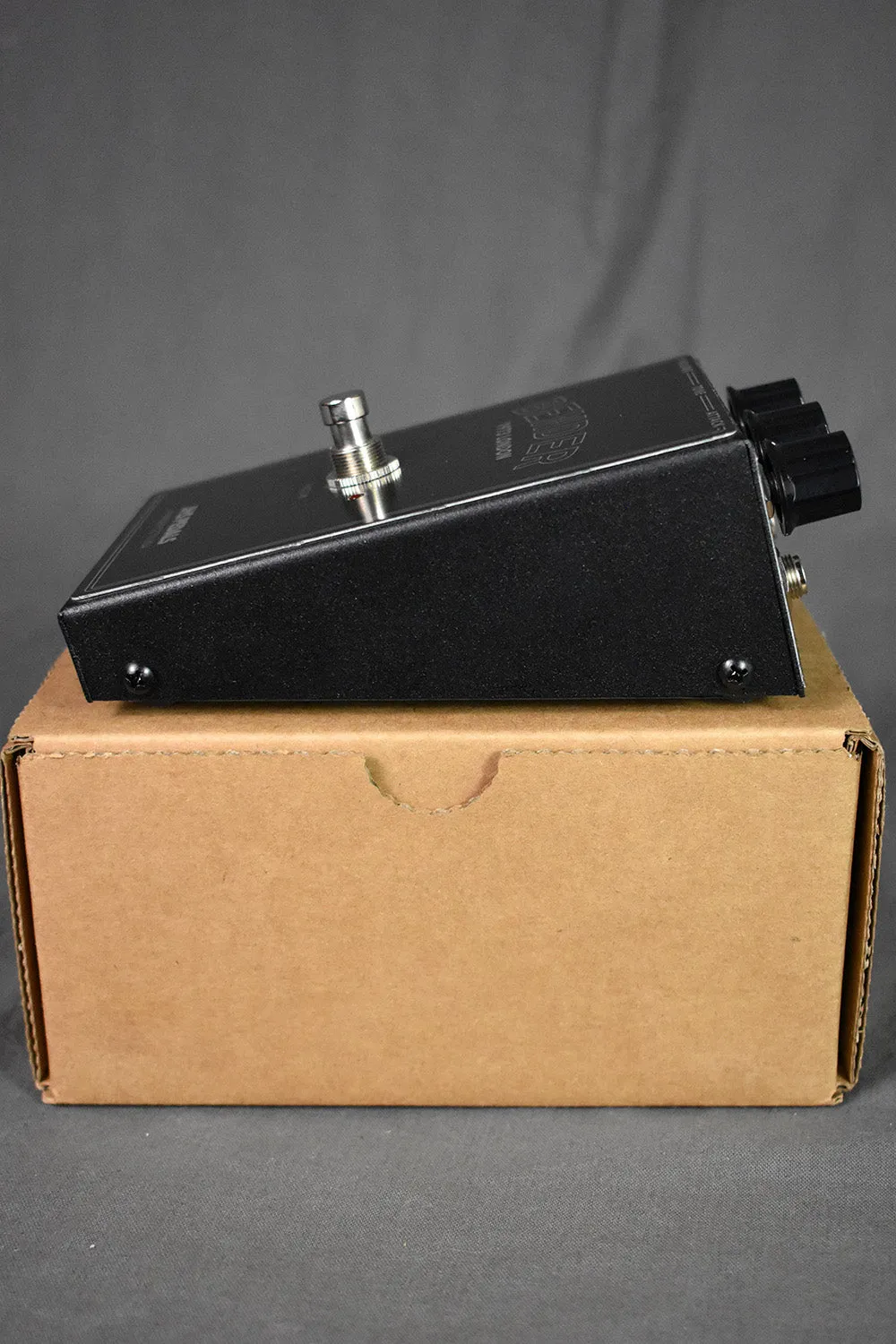 2020 JHS Bender 1973 London Fuzz