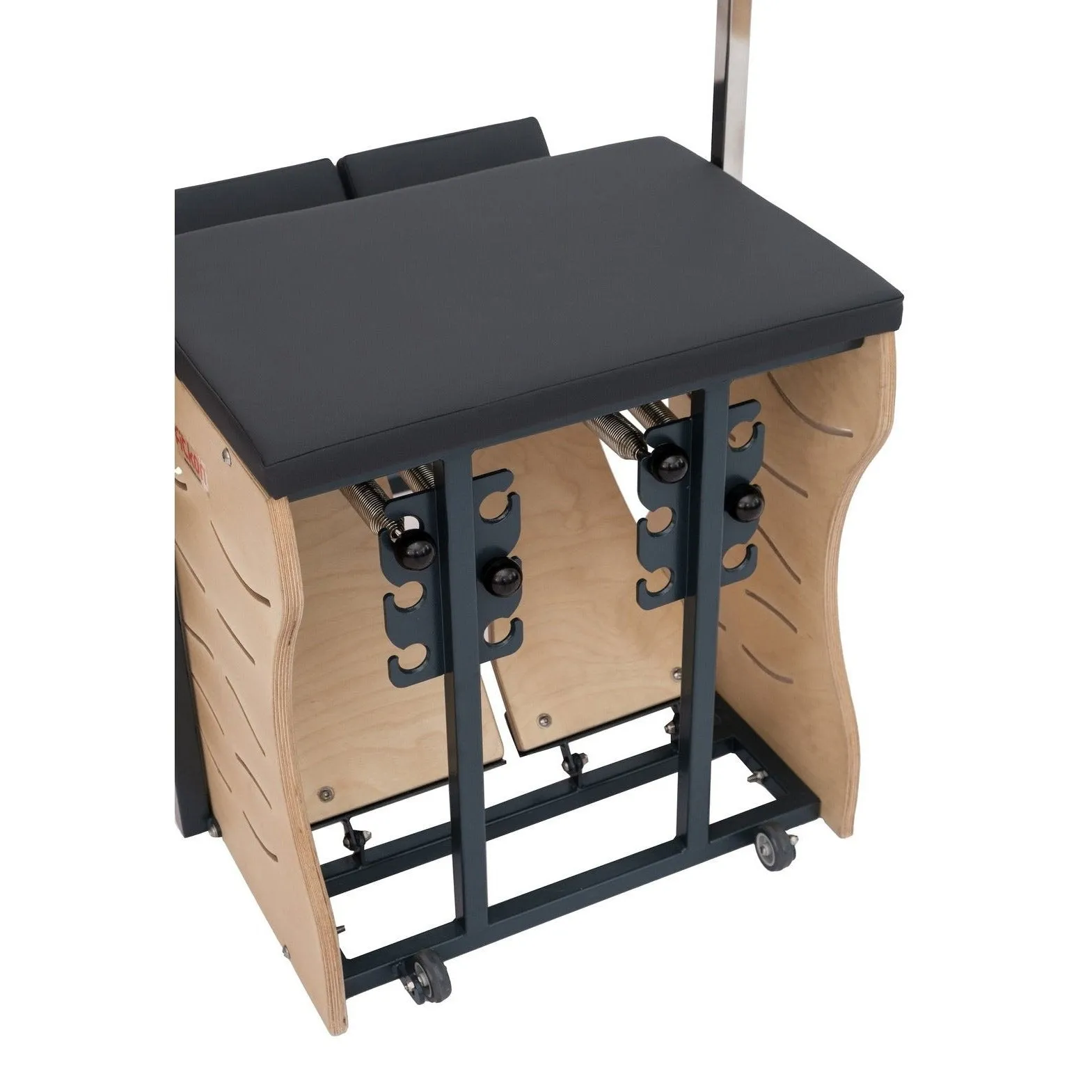 Fitkon™ Powerhouse Split Pedal Wunda Chair