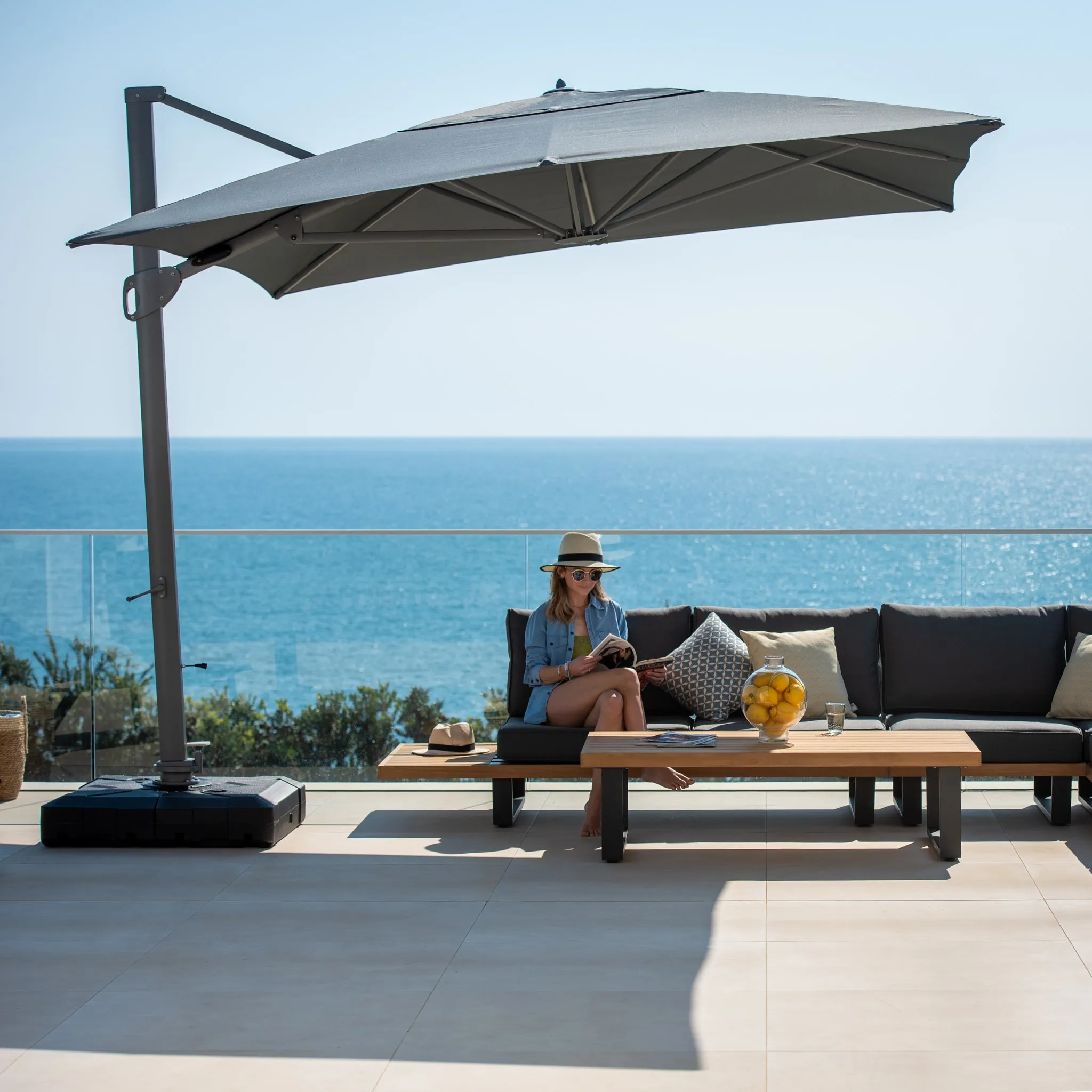 Pallas 4m x 3m Rectangular Cantilever Parasol with LED Lighting in Charcoal
