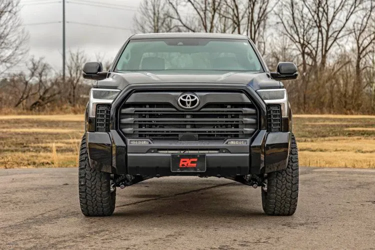 Rough Country 3.5" Lift Kit | 2022-2025 Toyota Tundra (70300)
